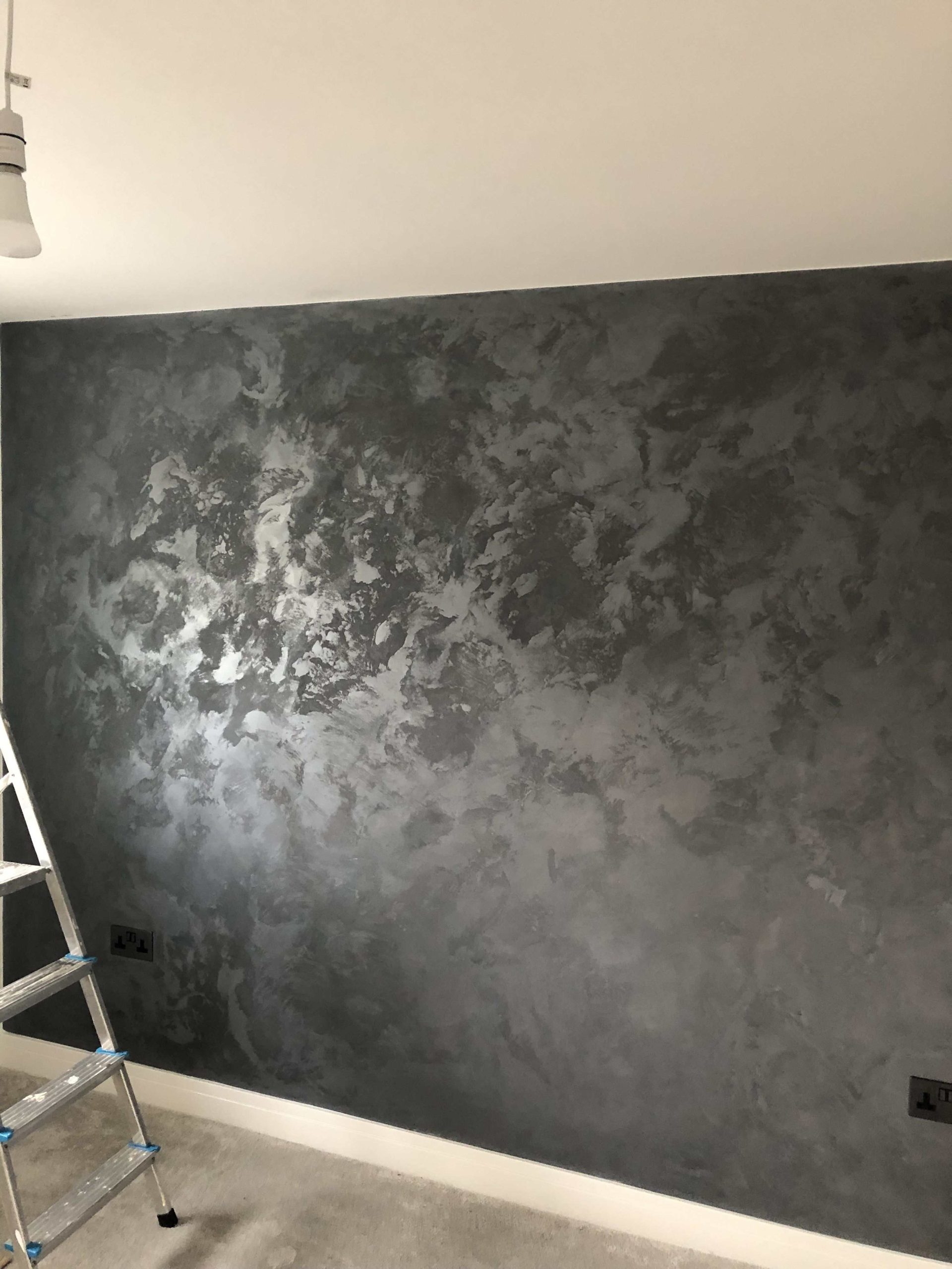 Как наносить микроцемент: пошаговая технология и рекомендации